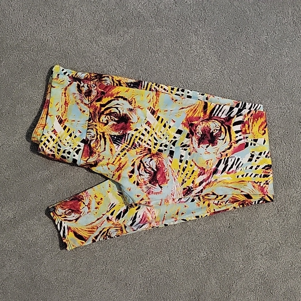 ONZIE YOGA LEGGINGS
